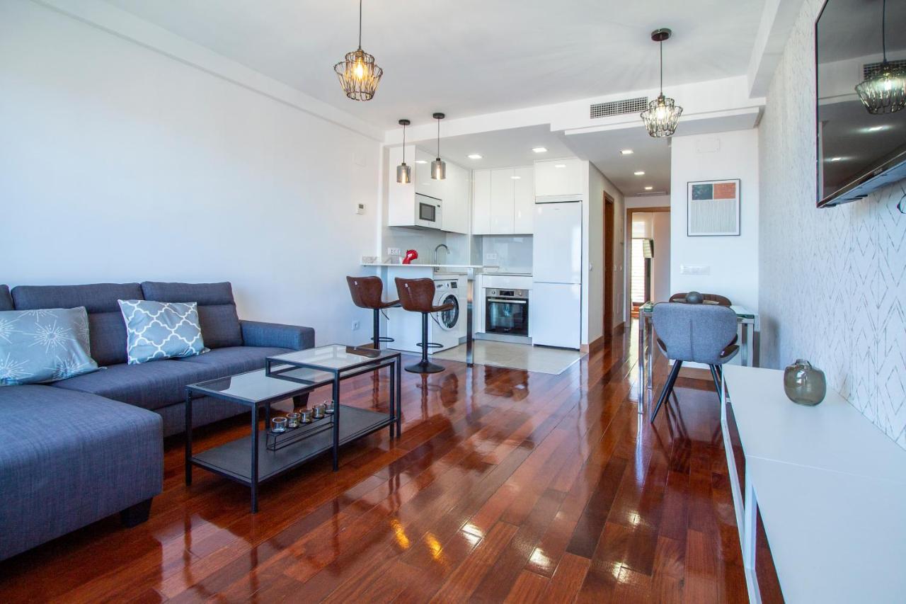 Apartamentos Castilla Luz Business Madrid Ngoại thất bức ảnh