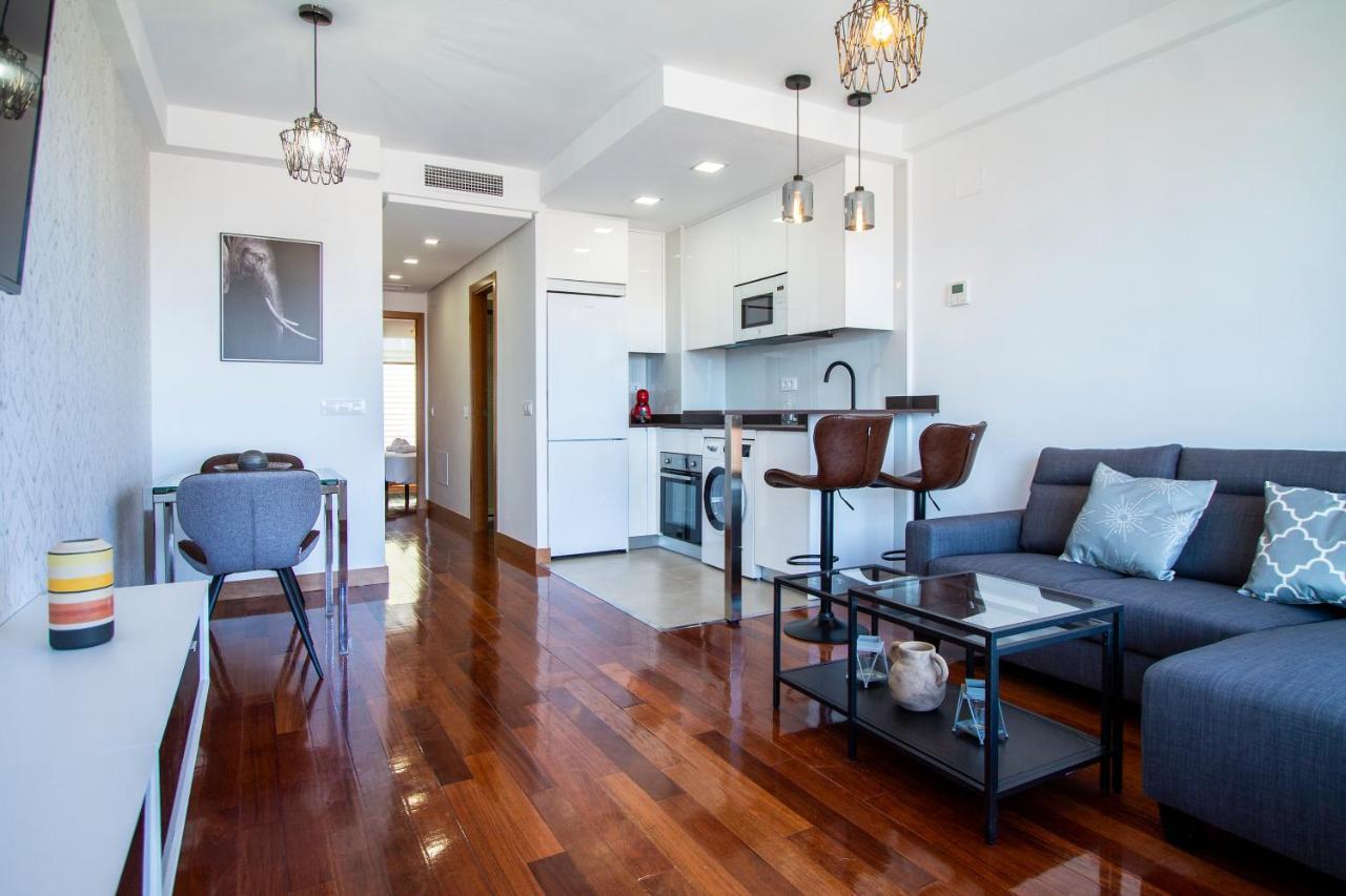 Apartamentos Castilla Luz Business Madrid Ngoại thất bức ảnh