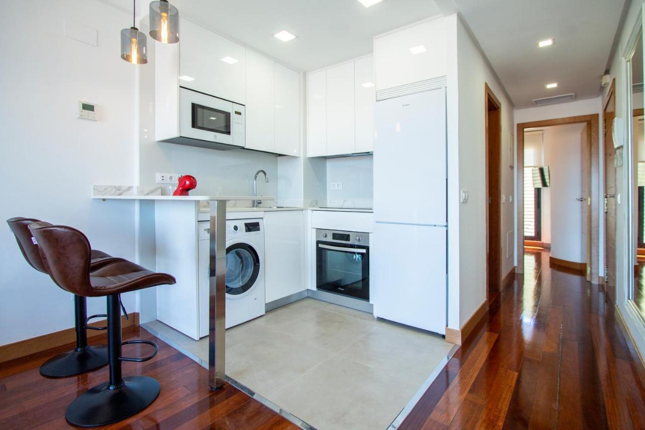 Apartamentos Castilla Luz Business Madrid Ngoại thất bức ảnh