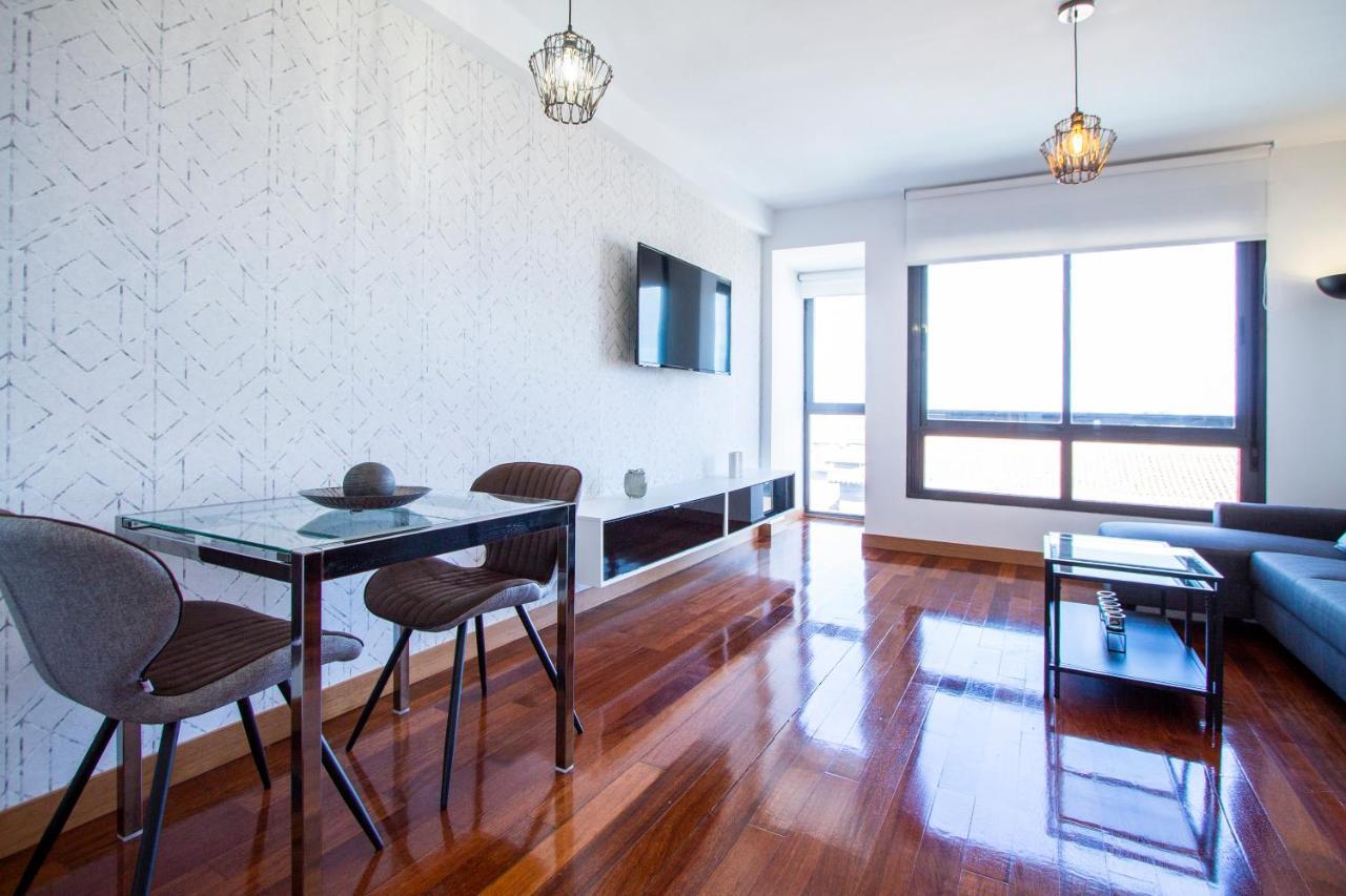 Apartamentos Castilla Luz Business Madrid Ngoại thất bức ảnh