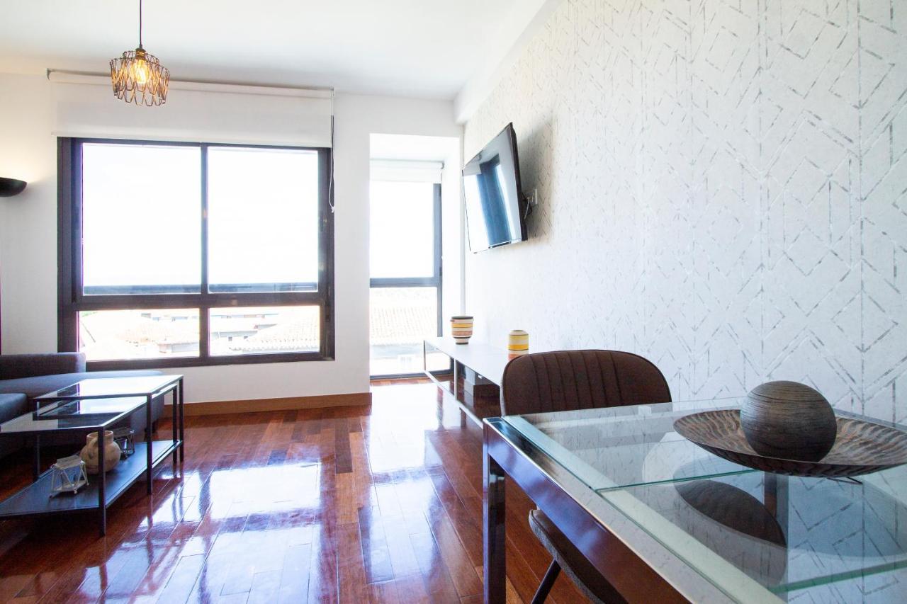 Apartamentos Castilla Luz Business Madrid Ngoại thất bức ảnh