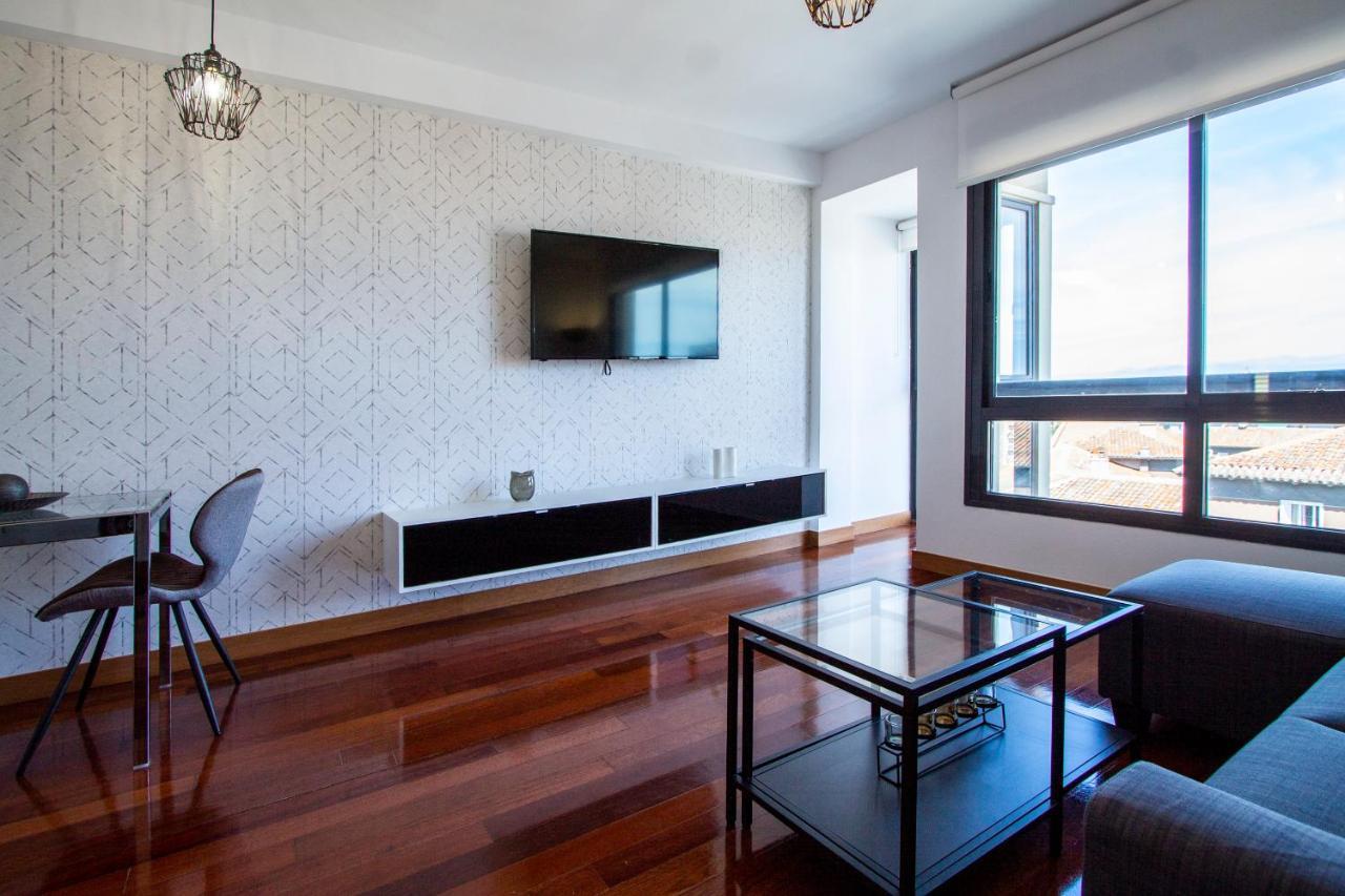 Apartamentos Castilla Luz Business Madrid Ngoại thất bức ảnh