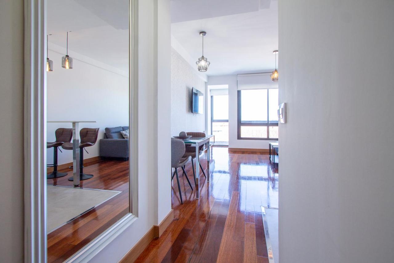 Apartamentos Castilla Luz Business Madrid Ngoại thất bức ảnh